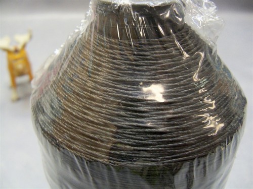 Coats Bonded Nylon Sewing Thread Tex 270 Dk Graphite Coats 16 Oz Spool - Picture 4 of 5