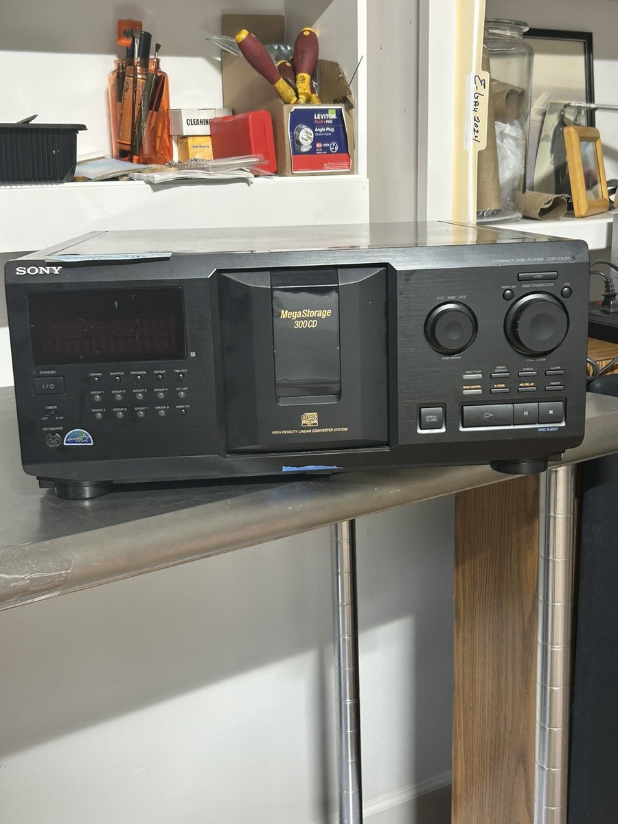 Sony NO 3 CDP-CX335-300. CD CHANGER STORAGE S/N 8843080 WORKS