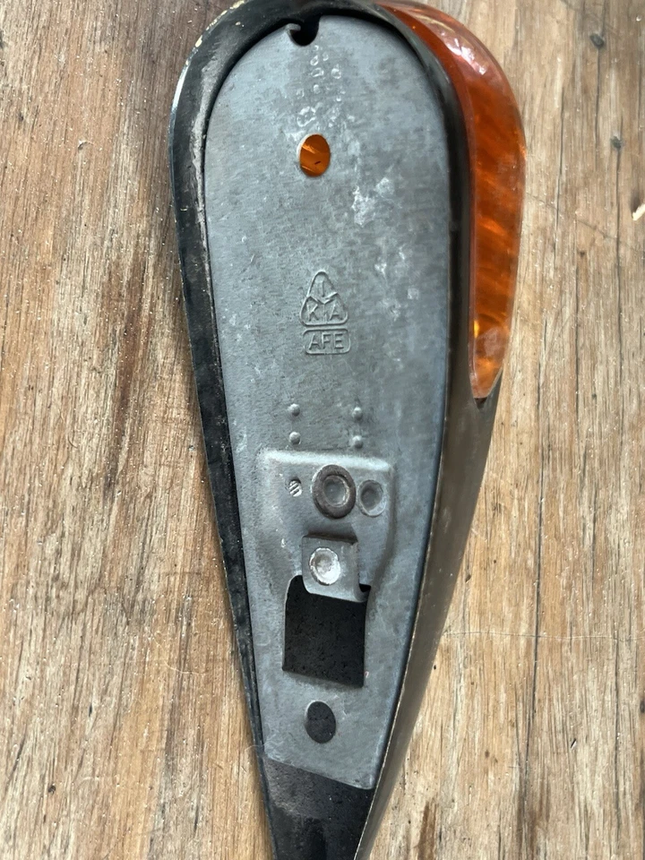 Messerschmitt KR200 rodillo de cabina 55-64 IKA AFE indicador de giro de luz de plástico Foto 4 de 4