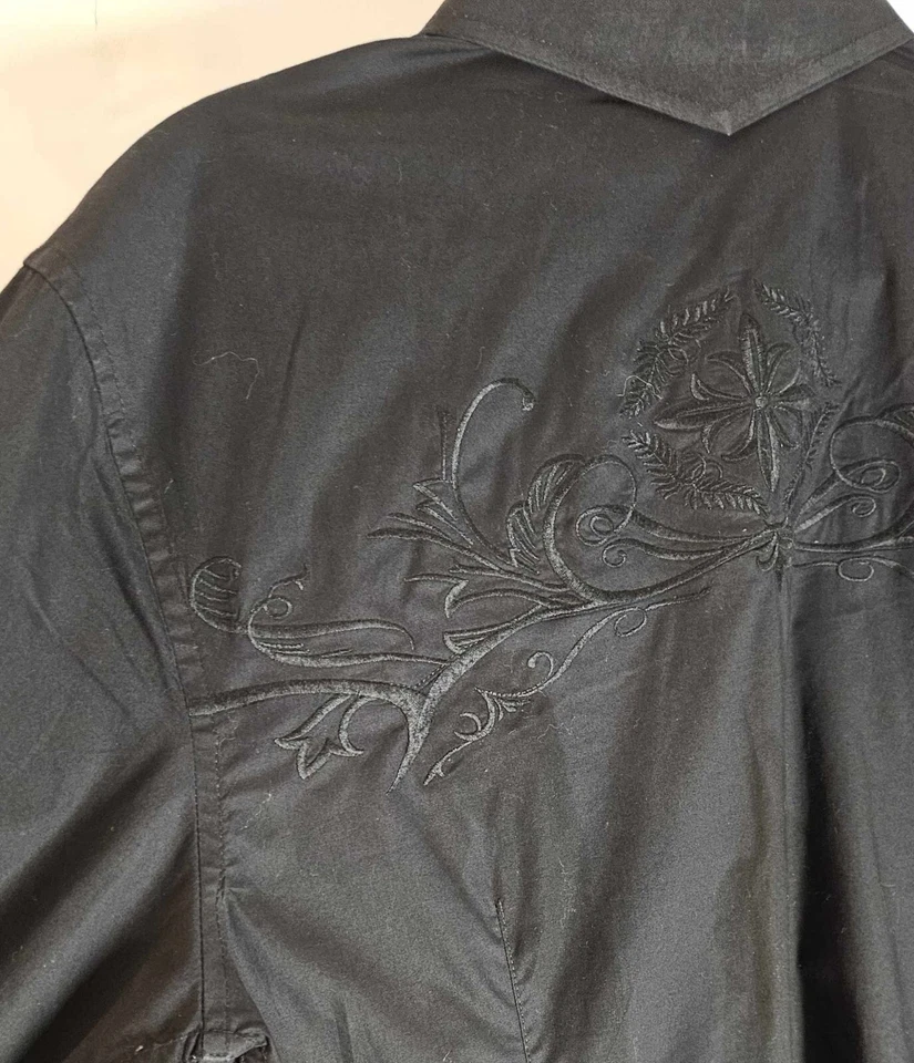 Howe Men's Embroidered Shirt Small Black Western Style Button Down Floral - Image 3 of 4