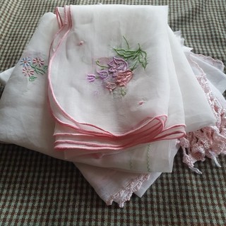 Vintage shower cloths for your table food covers lot of 3 laundered