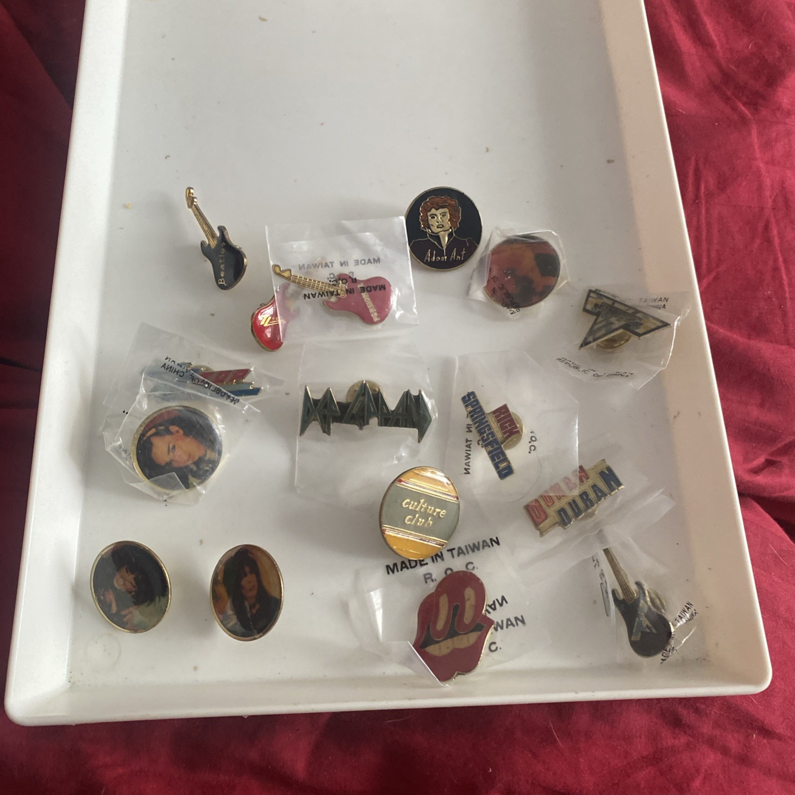 Huge Lot Vintage Rock & Roll Hat Pins 16 Total