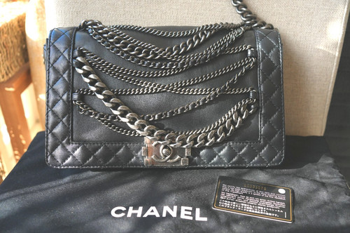 RARE CHANEL Limited Edition ENCHAINED Boy Bag Chain Medium Black Handbag