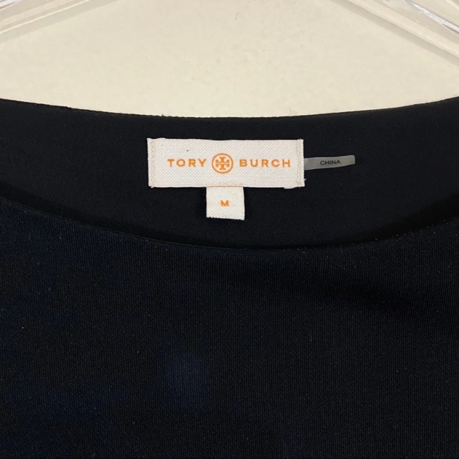 Tory Burch Abito nero Odila avvolgente taglia M