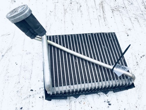 Volkswagen Passat 1998 Air Conditioning Condenser used, Genuine #1182686-69