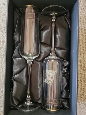 Glassique Cadeau Crystal Clear champagne glasses set of two Glass Newin Box
