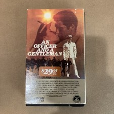 AN OFFICER AND A GENTLEMAN - Beta - Paramount 1982 - Pre-Owned