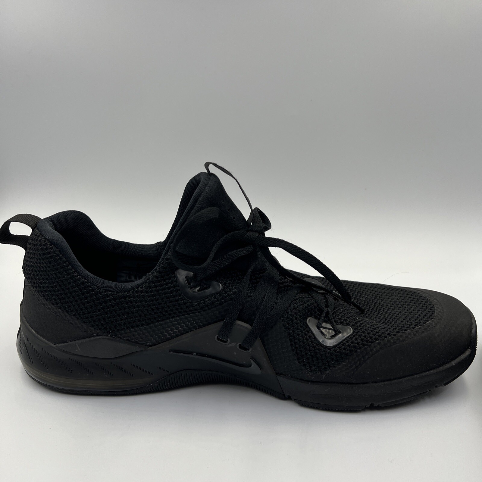 nike zoom command