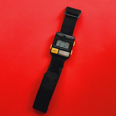 Seiko Pulse Meter Watch 1982 Rare Black Yellow S229-5001 Runners