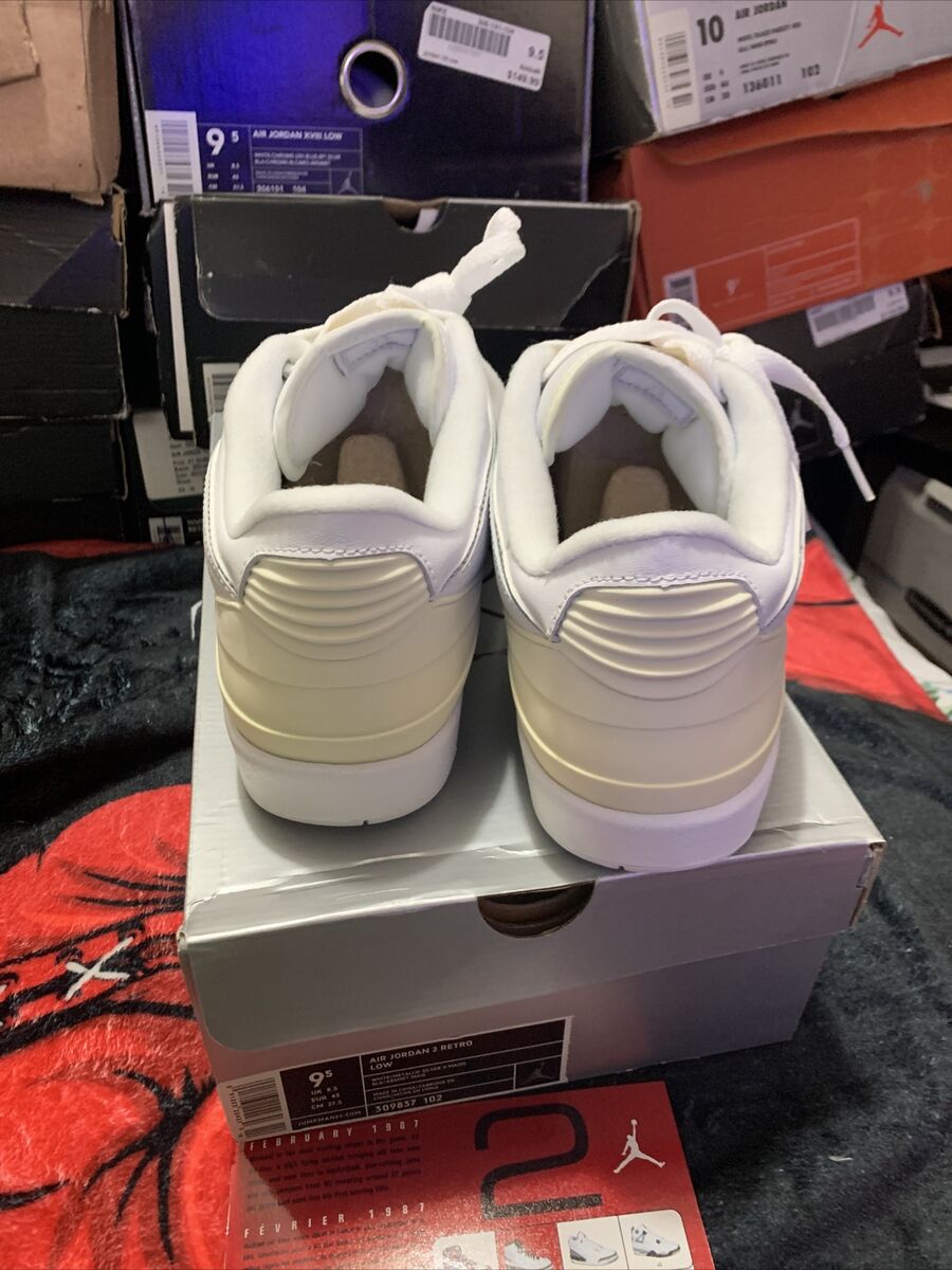 06 NIKE AIR JORDAN 2 RETRO LOW WHITE CHR SIL MAIZE BLK 06 NIKE AIR JORDAN 2 RETRO LOW WHITE CHR SIL MAIZE BLK