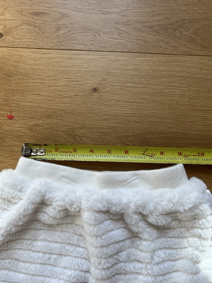 Linda falda forrada de vacaciones de piel sintética crema TJX talla 5 Foto 3 de 4