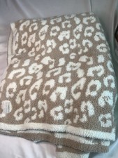 Barefoot Dreams Blanket Cozy Chic 60 x45 Fantastic Condition