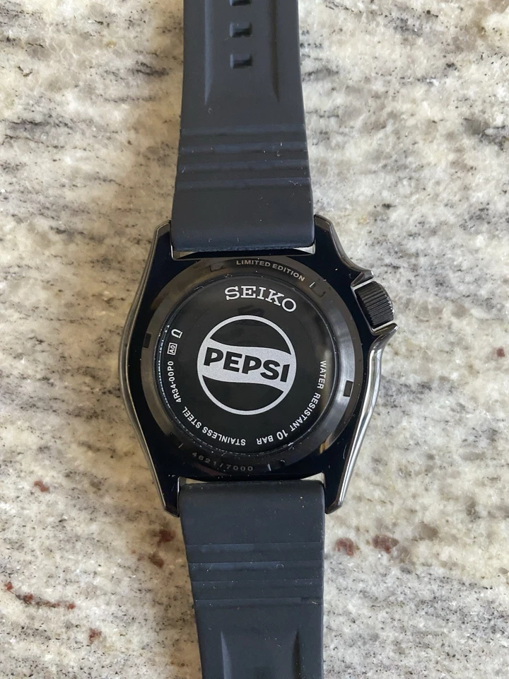 Seiko 5 Sports GMT Pepsi Collab Ltd Edition – Full Set – Excellent Condition - Image 4 of 4