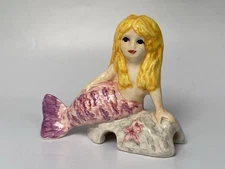 Babbacombe Pottery Ceramic Mermaid Pie Vent Lownds Pateman Made in England