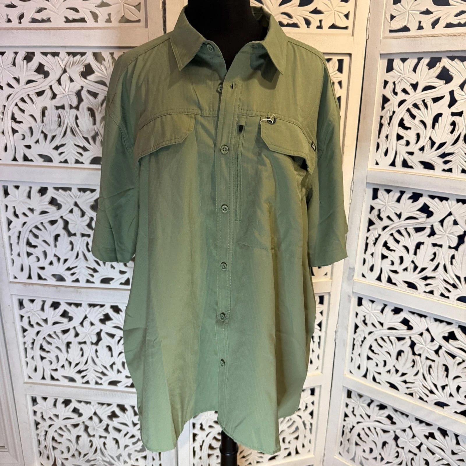 New With Tags Eddie Bauer 2xl Green Hiking Fishing Vented shirt Men