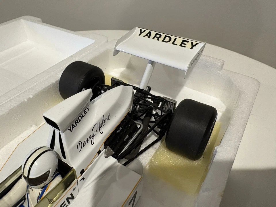 Minichamps 1/18 Denny Hulme 1973 Yardley McLaren M23 - Image 4 of 4