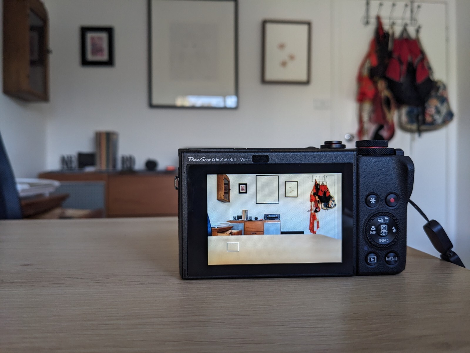 Canon Digital Camera PowerShot G5 X Mark II Black CMOS Mint Condition