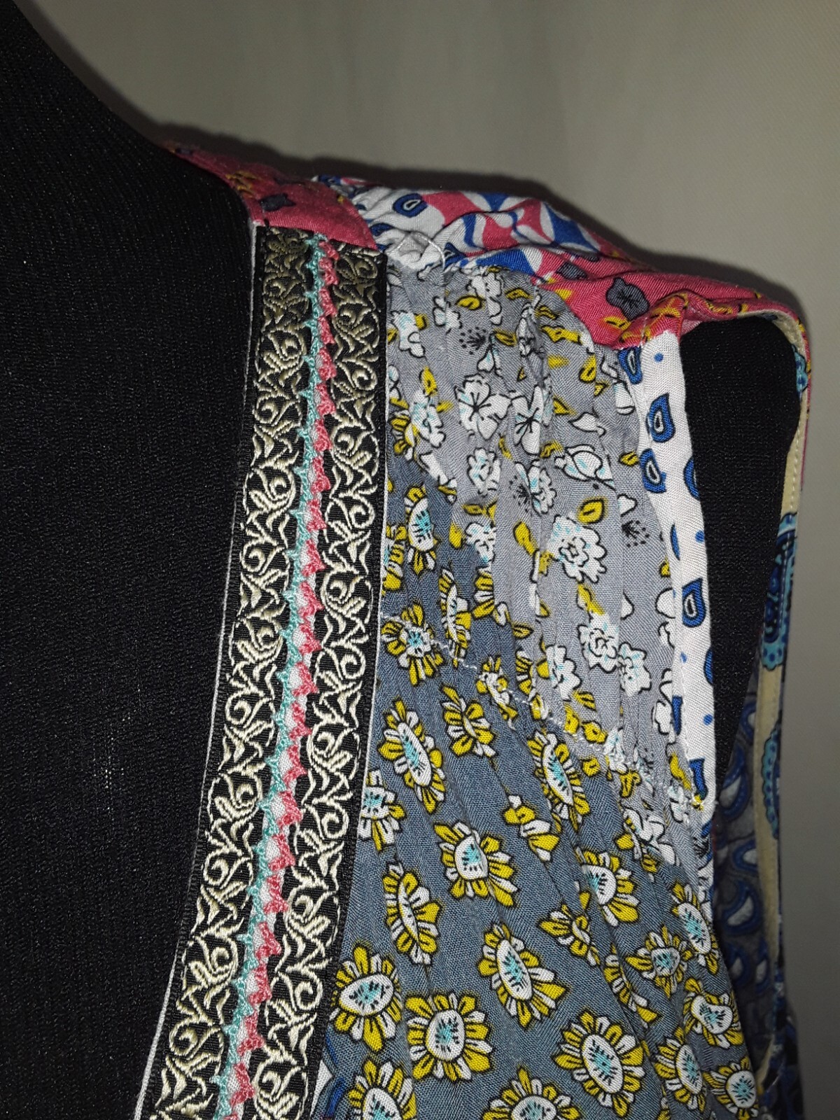 Umgee Patchwork Sleeveless Tunic Blouse Size S Pa… - image 2