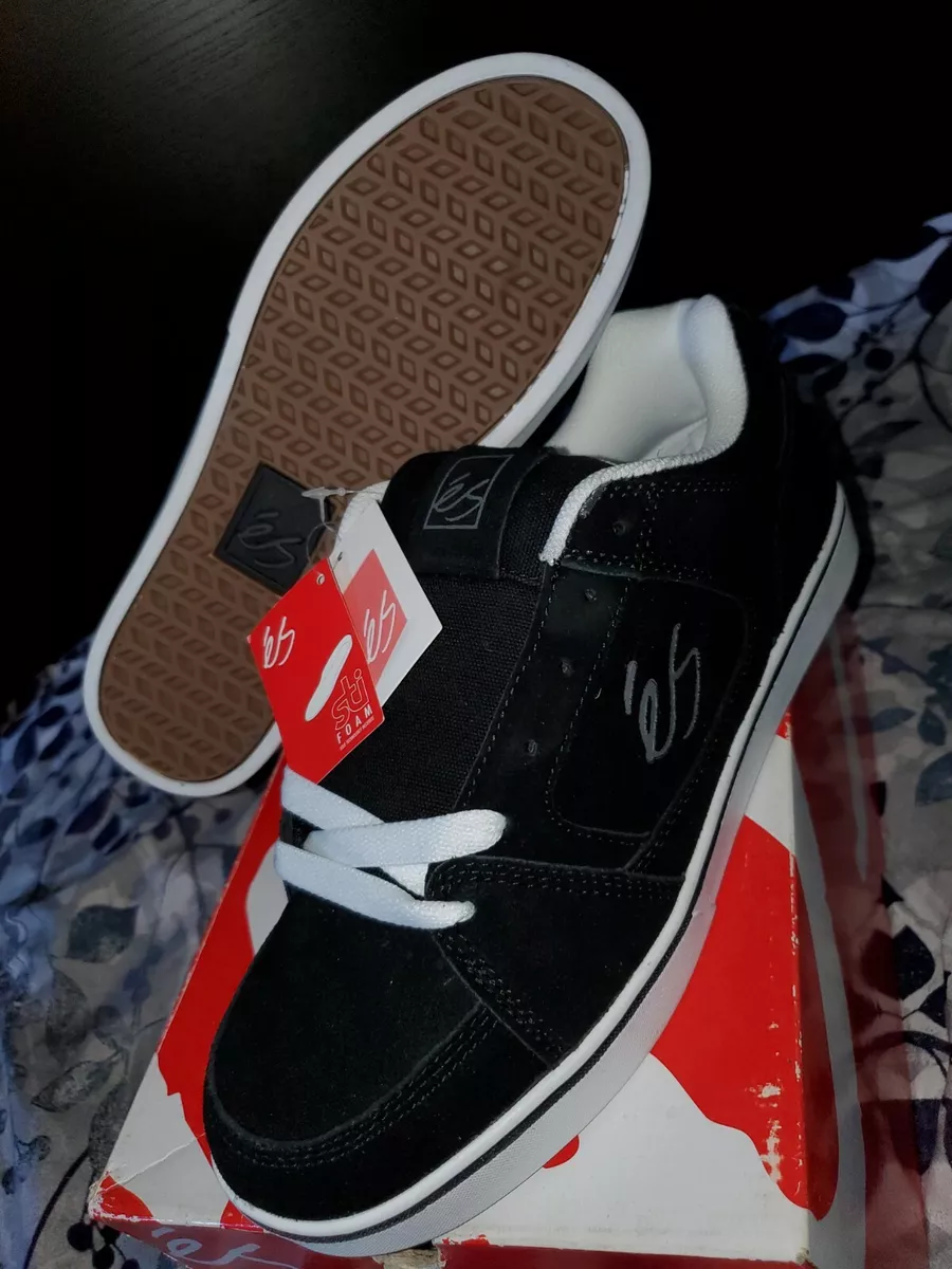 Vintage hotsell skateboard shoes