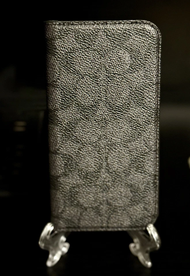 Новый тренер iPhone 16 Pro Max бумажник телефона чехол, уголь, 6,9 дюйма, открытая коробка - Изображение 4 из 4