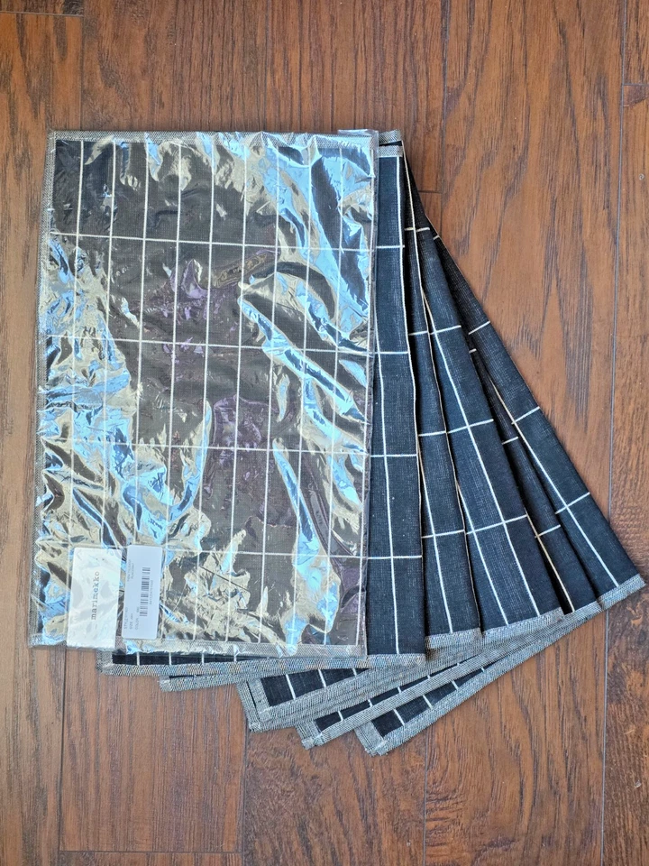 Marimekko Pieni Tiiliskivi Placemat - Carvão vegetal, bege - CONJUNTO DE 7 - Imagem 2 de 4