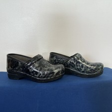 Dansko Pro XP Blue Crackle Patent Women's Nursing Clogs - Size 36