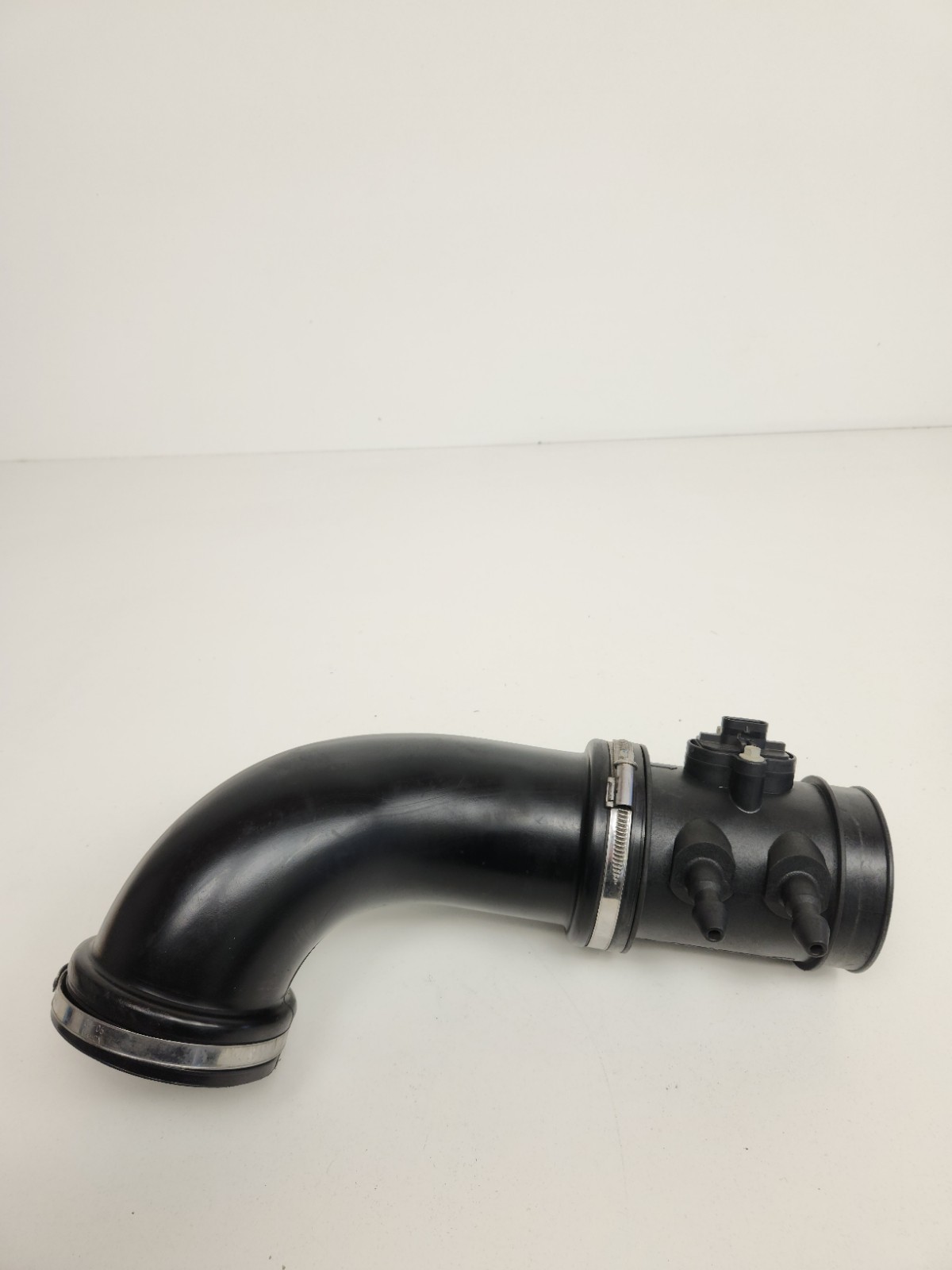 2015-2016 MCLAREN 650S 3.8T ENGINE AIR CLEANER RIGHT SIDE INTAKE FLOW TUBE HOSE