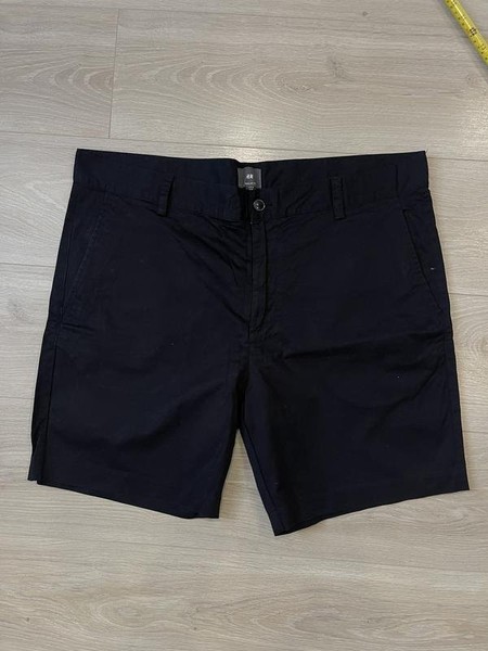 Men H&M Shorts Black 36 / XL / 50