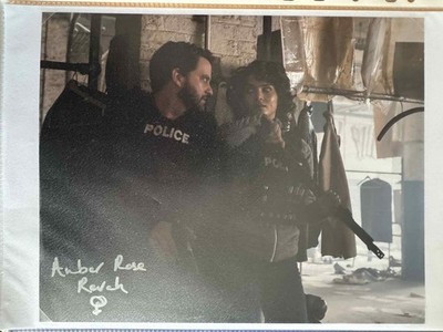 Amber Rose Revah / Autogramm / The Punisher / 20x25 / Original / Comic Con /