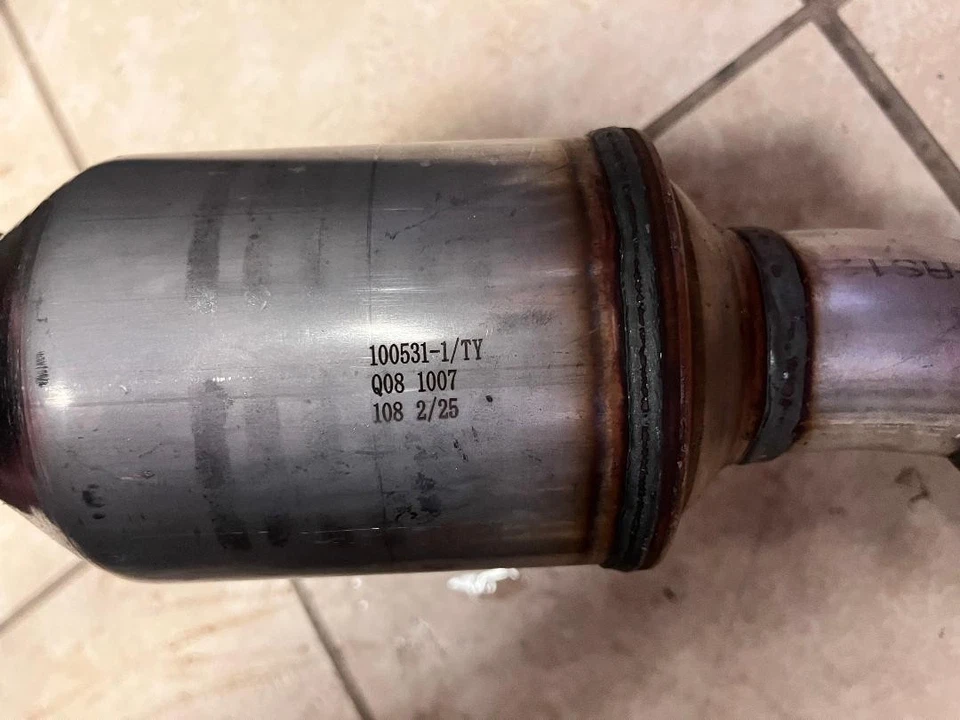 Conjunto conversor catalítico coletor de escape compatível com 11-21 INFINITI 16-21 Nissan - Imagem 2 de 3