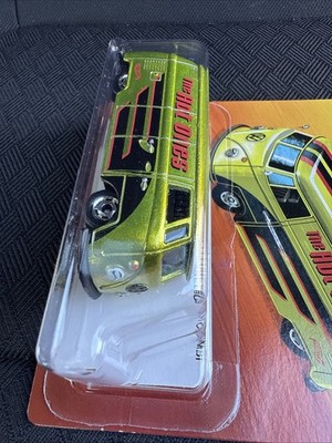 Hot Wheels Volkswagen ミニカーセット 2025 Hot Wheels The Hot Ones Volkswagen T1 Panel Bus / Combi Gold