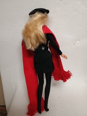 Bloomingdale's Limited Edition Donna Karan Barbie - 1995 