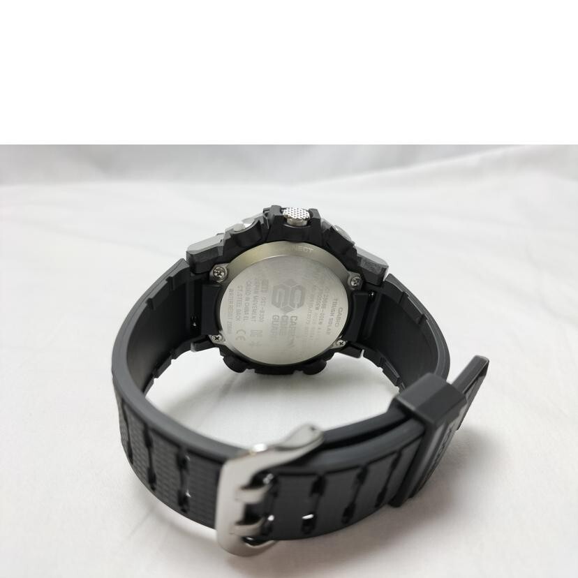 Casio G-Shock G-Steel GST-B300-1AJF Carbon Core Guard Solar Casio G-Shock G-Steel GST-B300-1AJF Carbon Core Guard Solar