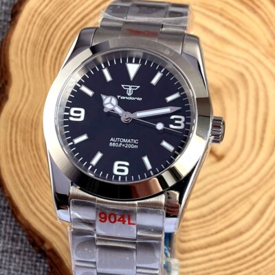20Bar 39mm Watch For Men Business Black Dial NH35A Automatic Green Luminous Mark