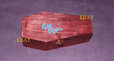 ''The Munters'' RARE wooden coffin signed Al Lewis ''Grampa'' classic sitcom mint !