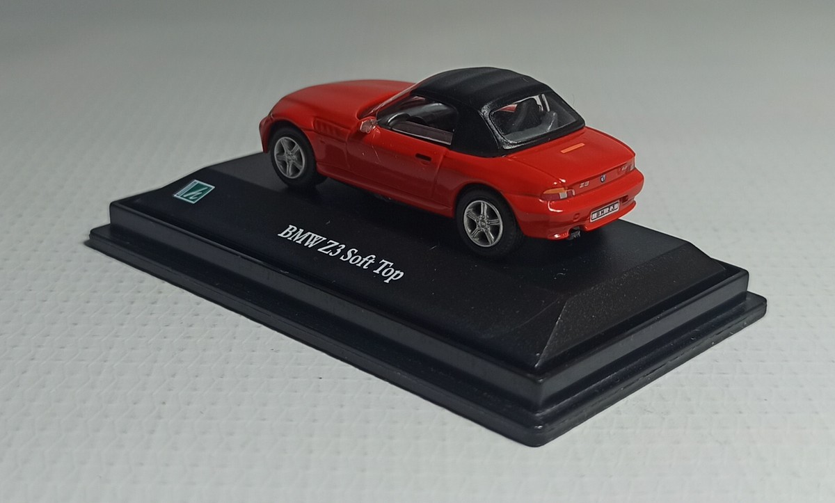 かなりレア宇津救命丸のプラのミニカー50年前⁇程の商品かと思います。 HONGWELL CARARAMA BMW Z3 SOFT TOP RED 1:72 DIECAST MINI TOY CAR w