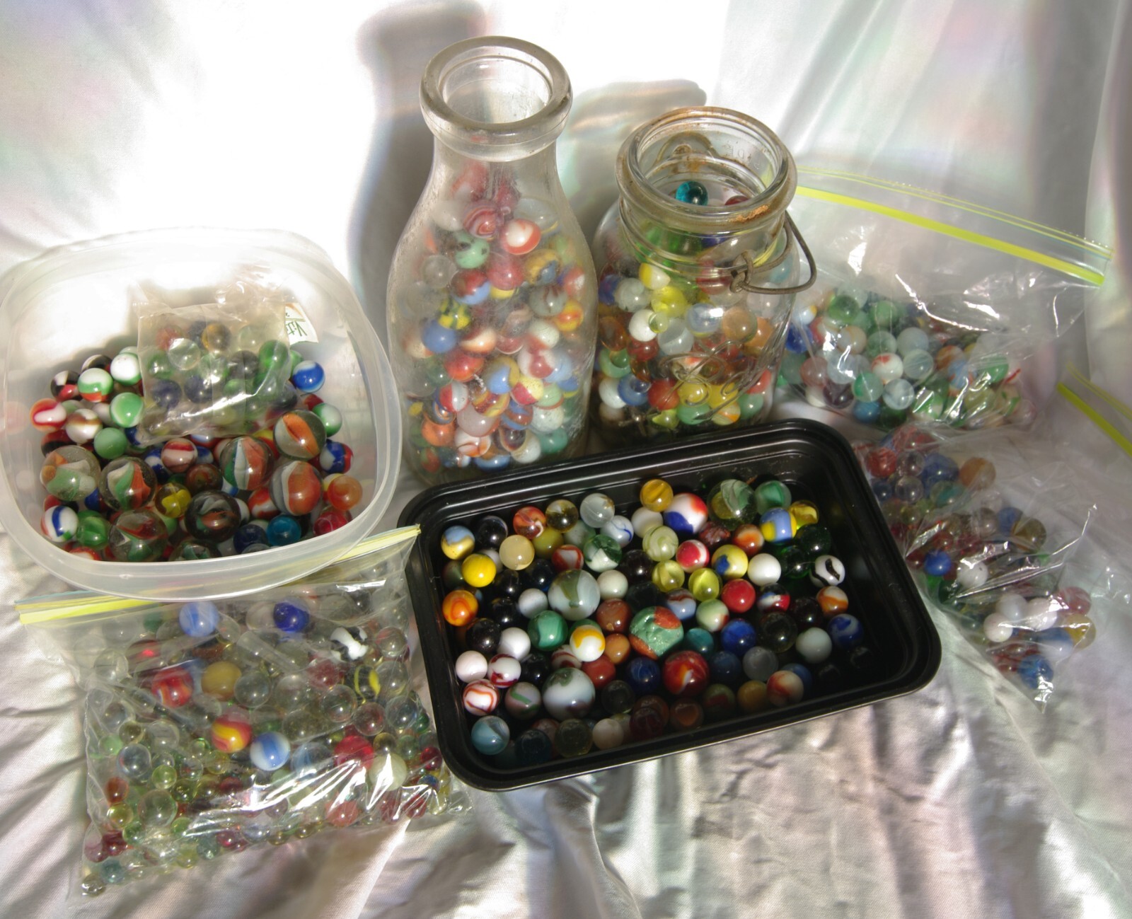 VINTAGE ANTIQUE MARBLES LOT FROM THE 19501960 ERA ABOUT 11 POUNDS