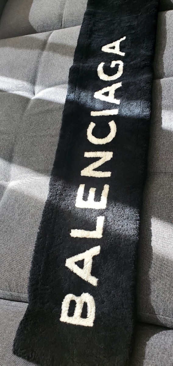小物 BALENCIAGA scarf Balenciaga Allover Logo Scarf | Neiman Marcus