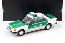 1:18 Norev Mercedes 230 E W124 Limousine 1992 Police White/Green Dealer Version