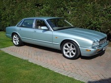 Beautiful Jaguar XJR 4.0L Supercharged x308 - Limited 155mph!