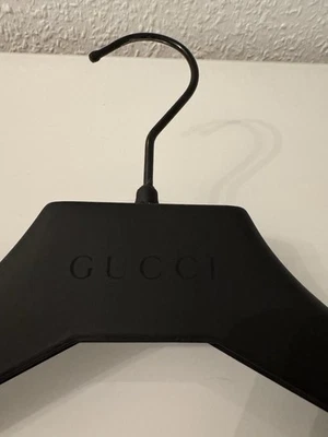 Gucci  Bügel schwarz - Bild 1 von 4