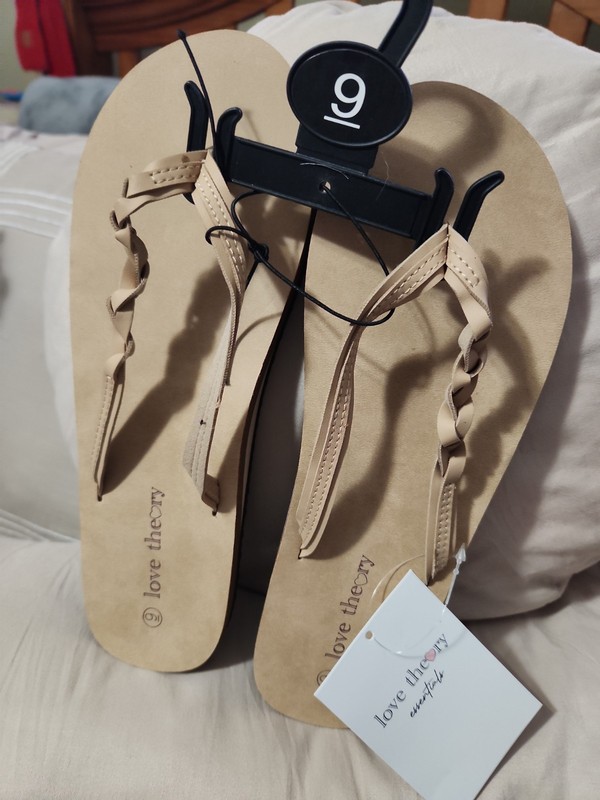 Women's Size 9 Beige, Flip-Flops Flops