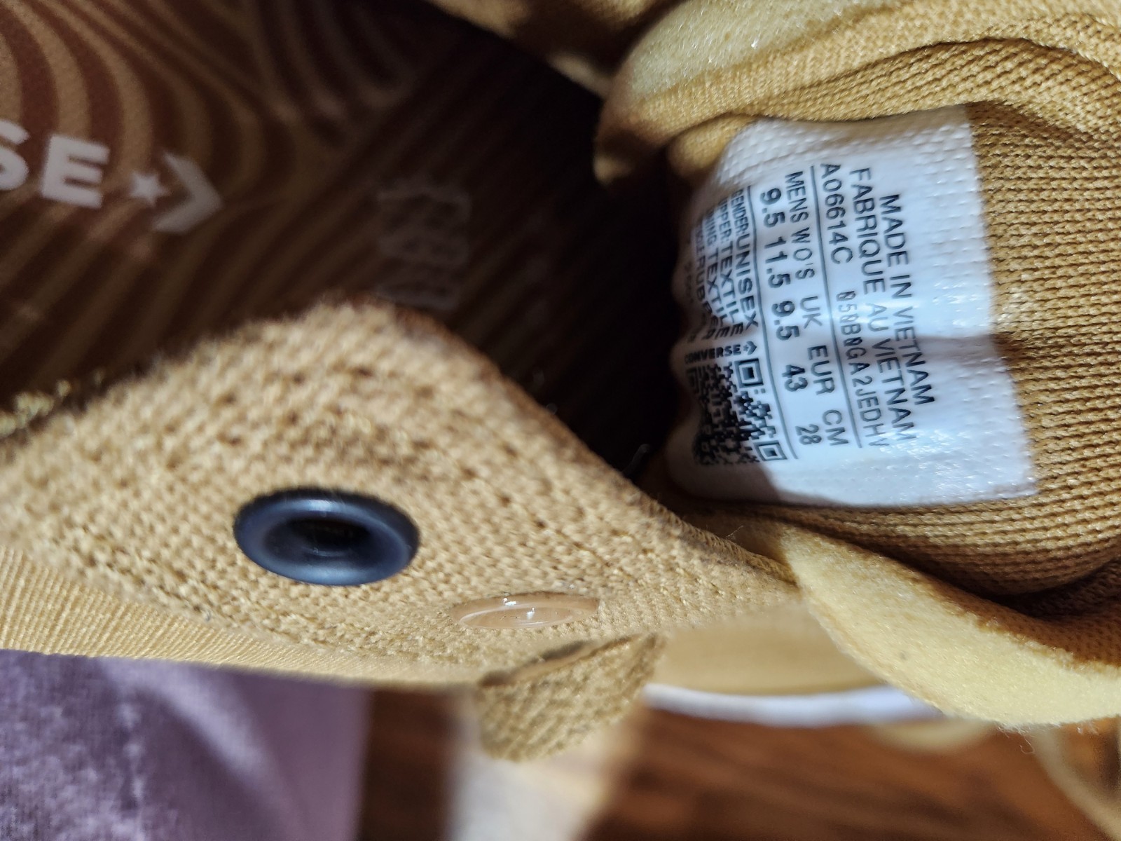 Converse Shoes Mens Size 9.5 W  11.5 -Taylor All Star Low Top Far From Chuck thumbnail 5