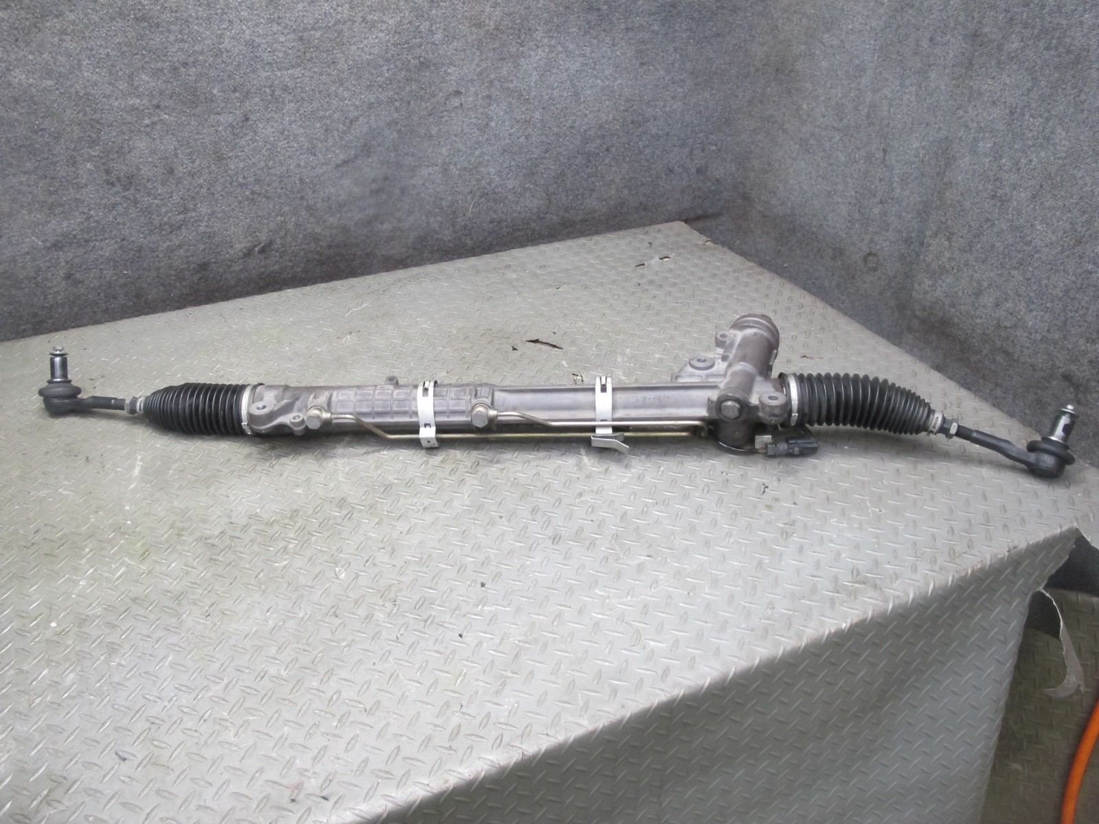 2006-2012 BENTLEY FLYING SPUR POWER STEERING RACK & PINION GEAR ASSEMBLY