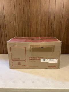 New/Open Box SolarEdge SE11400H US000BEI5 11.4kW Single Phase Inverter