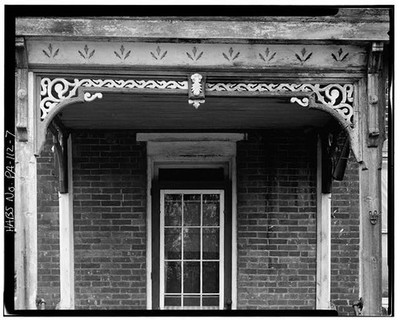 7. NORTHWEST FACADE, DETAIL OF PORCH DECORATION - Isaac Stamm House, Gruber