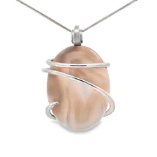 Stones Desire Agate Pendant Necklace (22") Brown