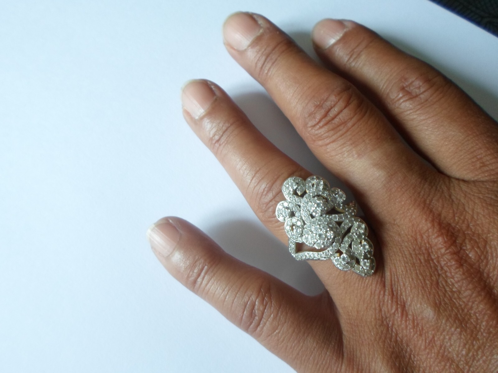 large solid silver ring, openwork arabesques, zir… - image 2