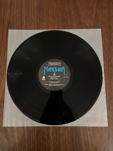 MANOWAR 'HAIL TO ENGLAND' UK Press MFN-19 VINYL LP 1984 & LYRIC INNER -VG ++ - Picture 6 of 10