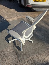 Humanscale Diffrient World Ergonomic Mesh Office Chair White/Grey